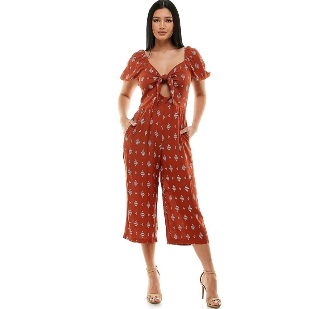 Lily Rose Tie-Front Cut-Out Capri Jumpsuit Size XS